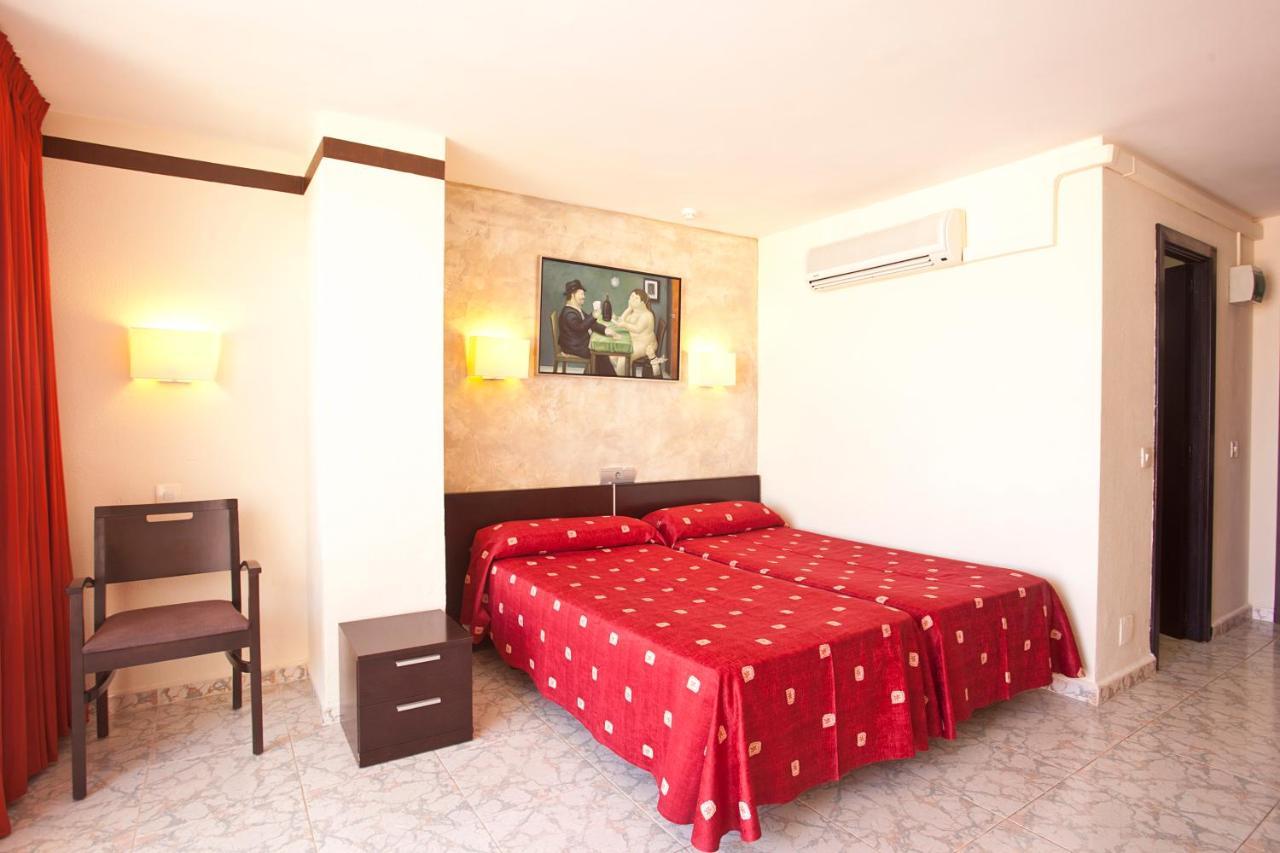 Fergus Paraiso Beach - Adults Only مدينة إيبيزا المظهر الخارجي الصورة