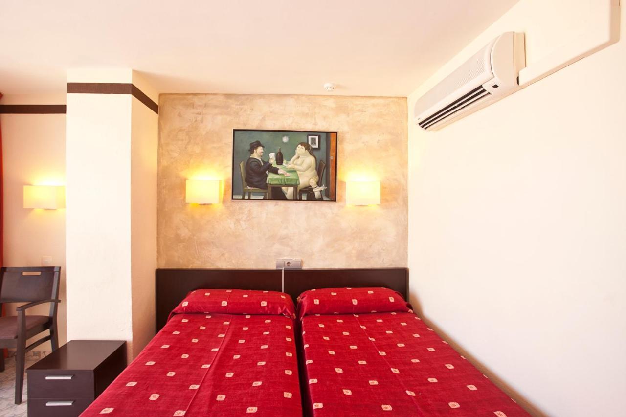 Fergus Paraiso Beach - Adults Only مدينة إيبيزا المظهر الخارجي الصورة